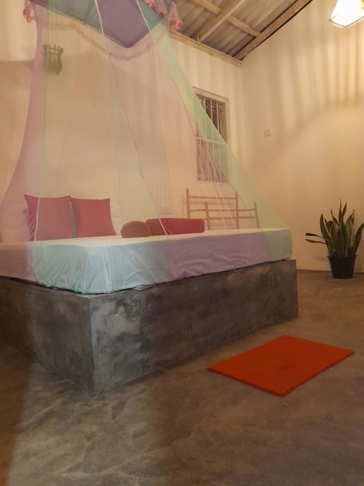 Linu Homestay Dikwella Exterior foto