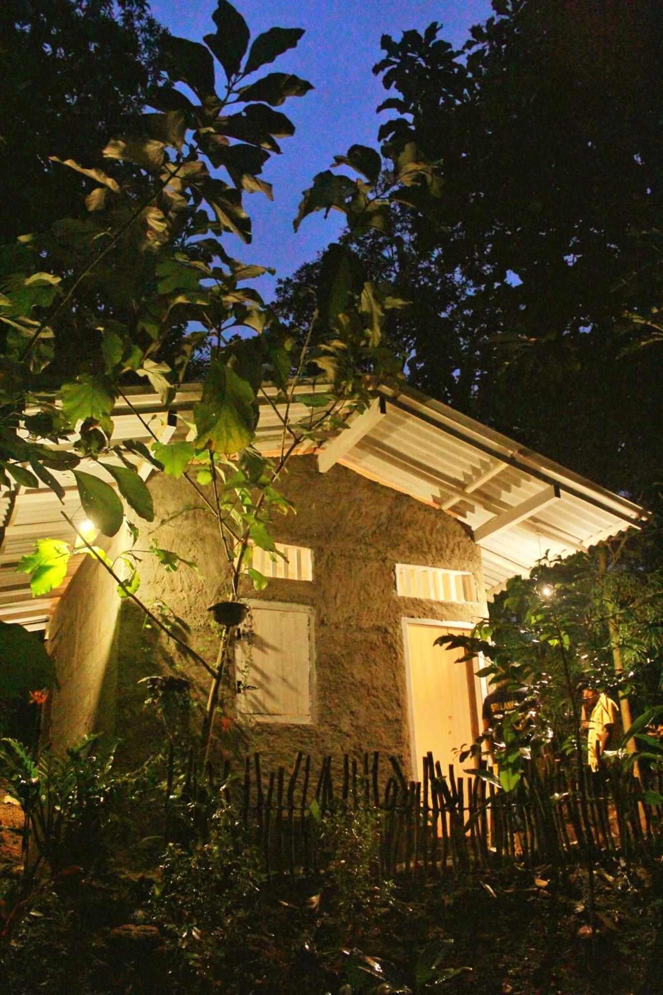 Linu Homestay Dikwella Exterior foto